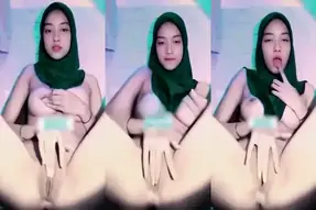 Hijab Cantik Sarah Toket Gede Colmek Memek Basah Gila